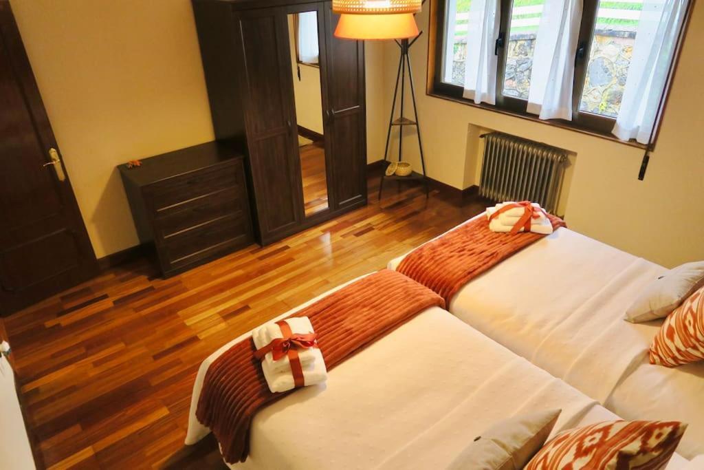 奥维耶多La Casona De La Carbayeda别墅 外观 照片